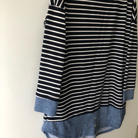 Eloges Striped Tunic top - Picture 6 of 7